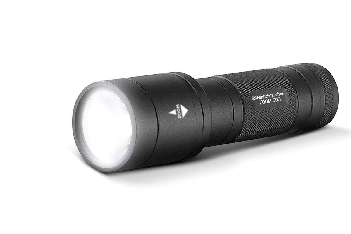 Zoom 500 Spot-to-Flood Flashlight, 4 x AAA